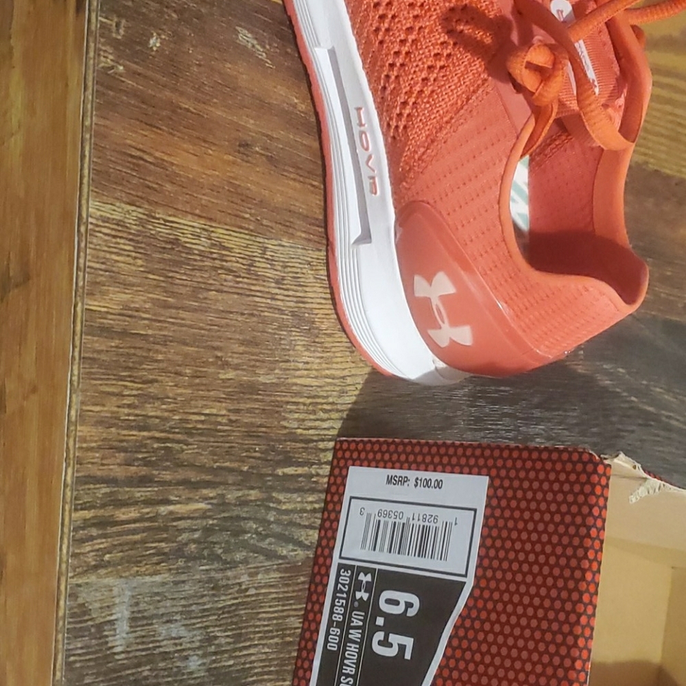 6 5 UNDER ARMOUR HOVR SONIC 2